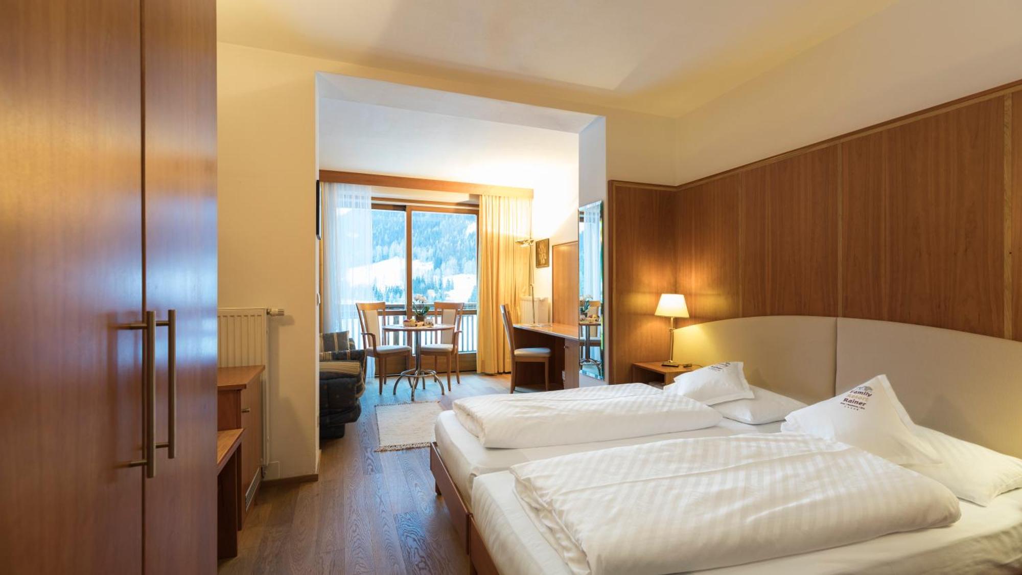 Family Resort Rainer Sexten Exterior foto