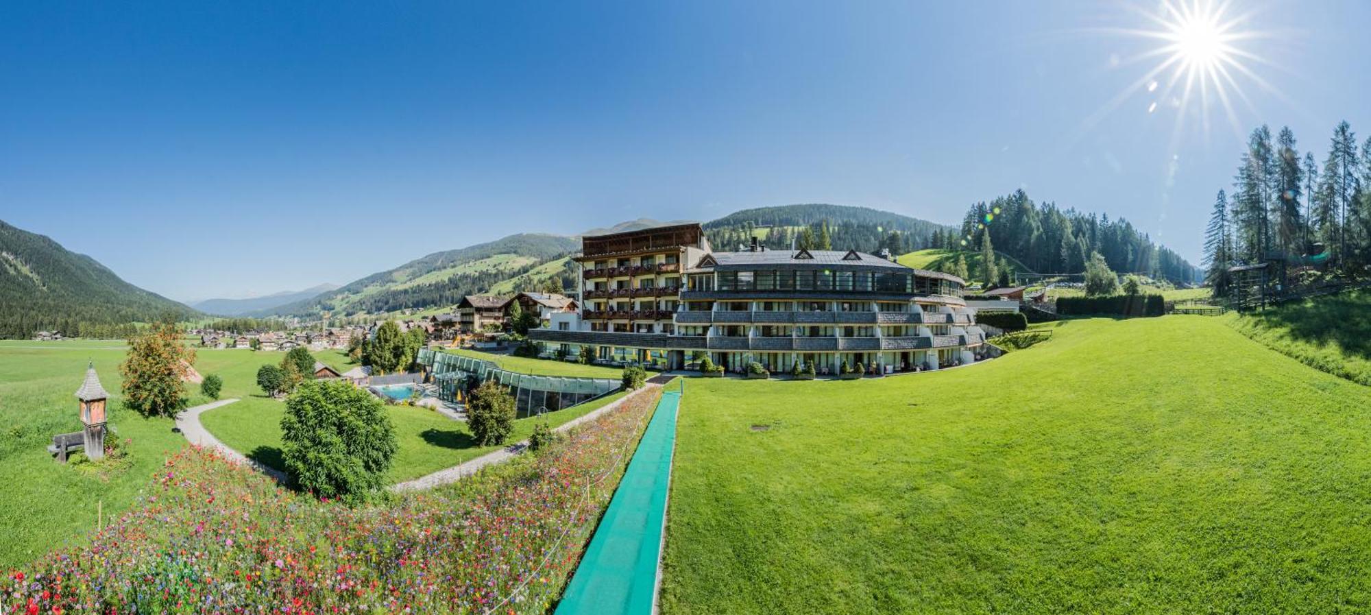 Family Resort Rainer Sexten Exterior foto
