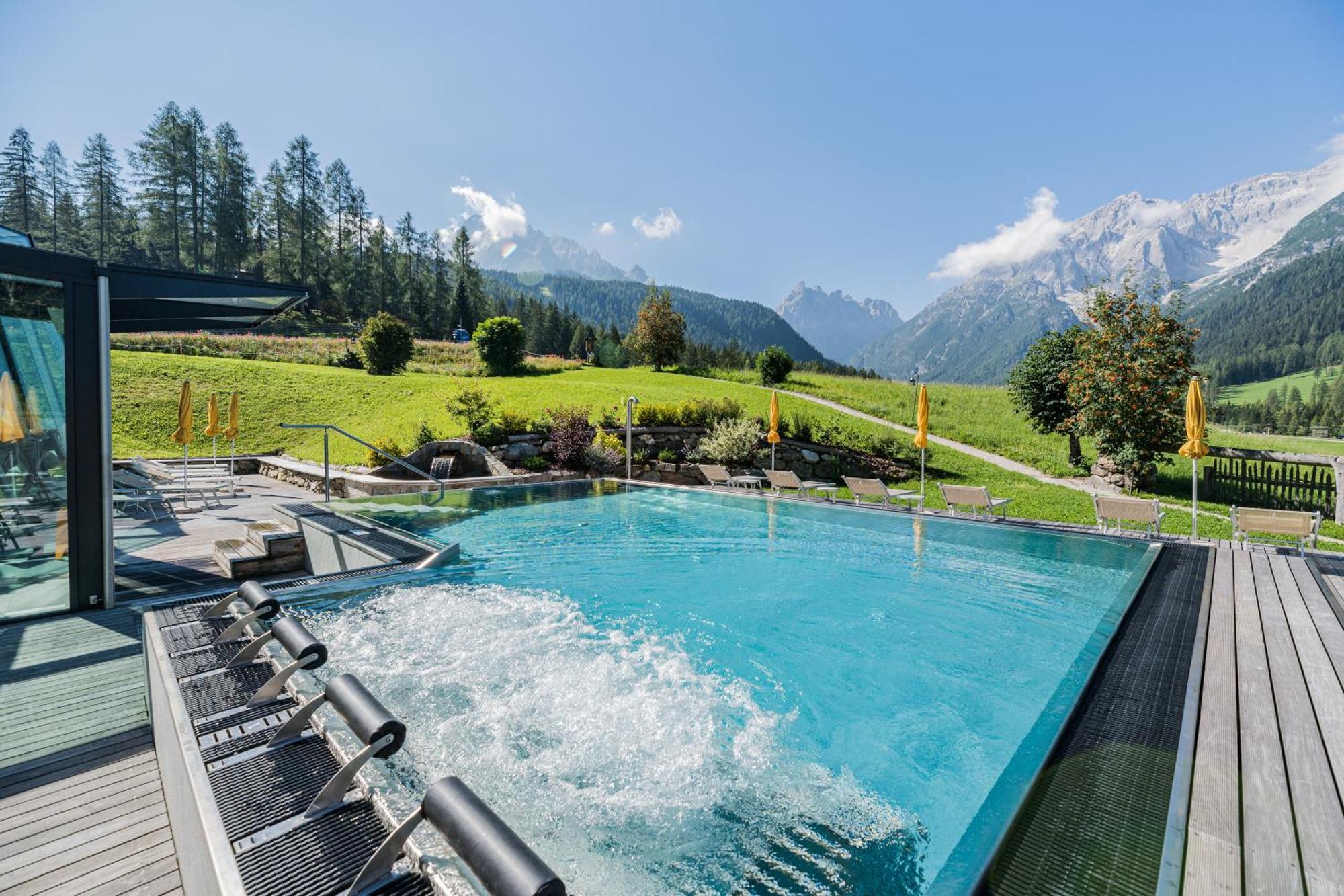 Family Resort Rainer Sexten Exterior foto