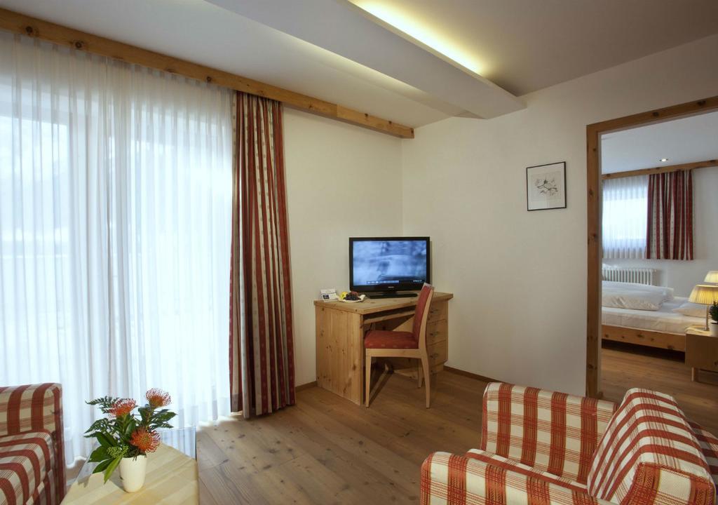 Family Resort Rainer Sexten Exterior foto